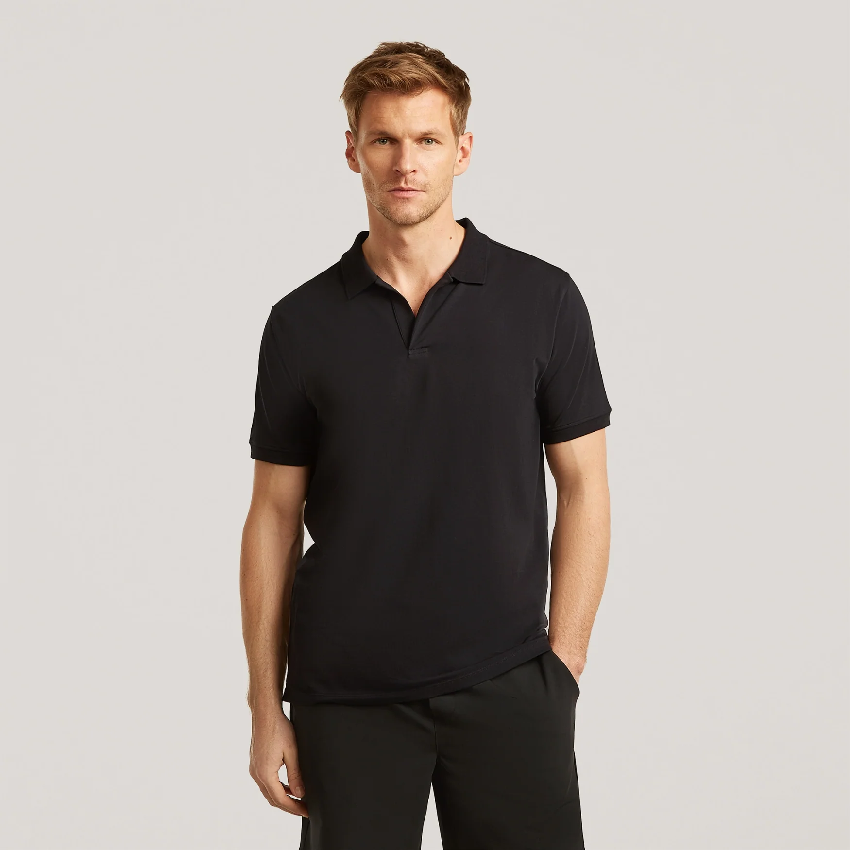 HASTINGS | Pure Black - Image 3