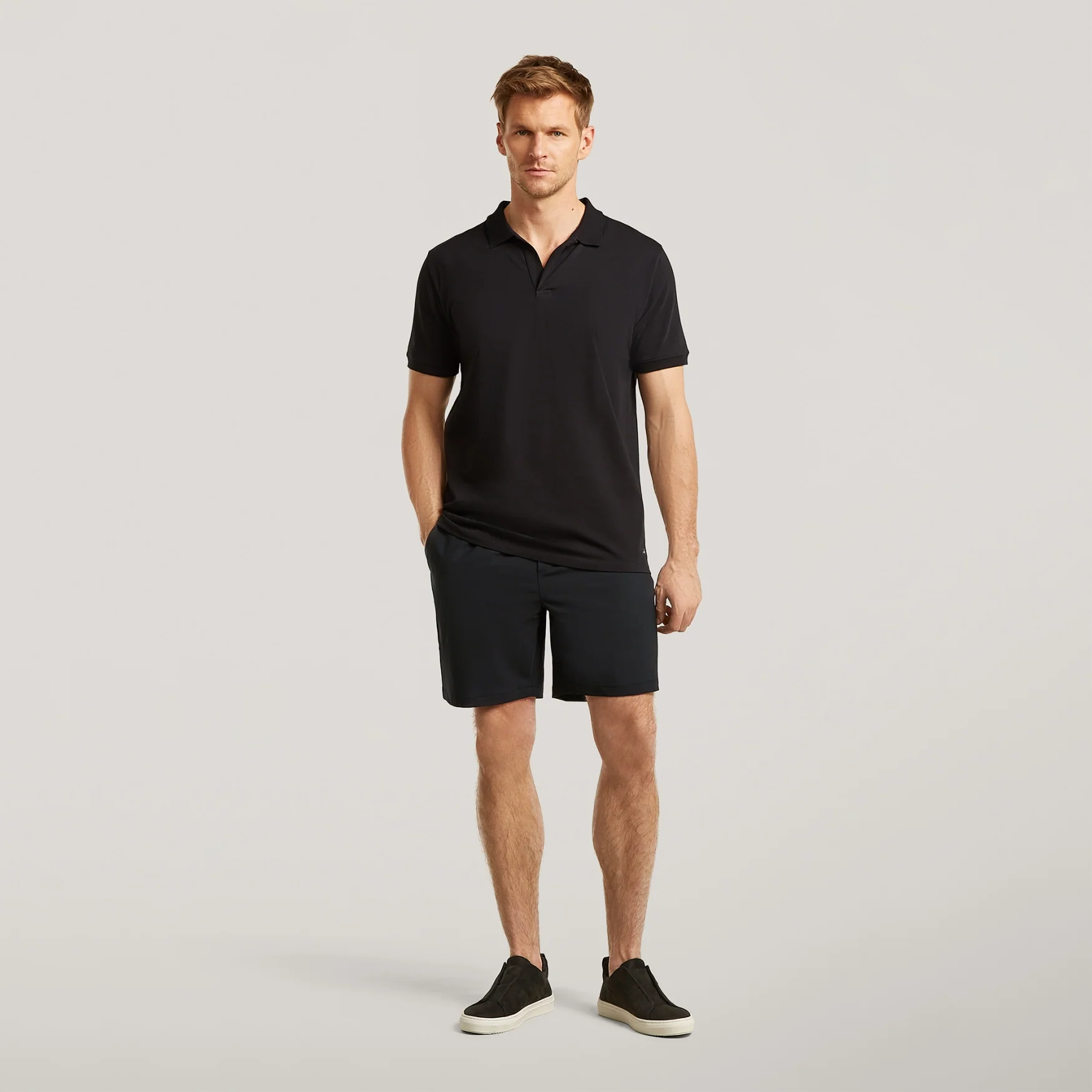 HASTINGS | Pure Black - Image 5