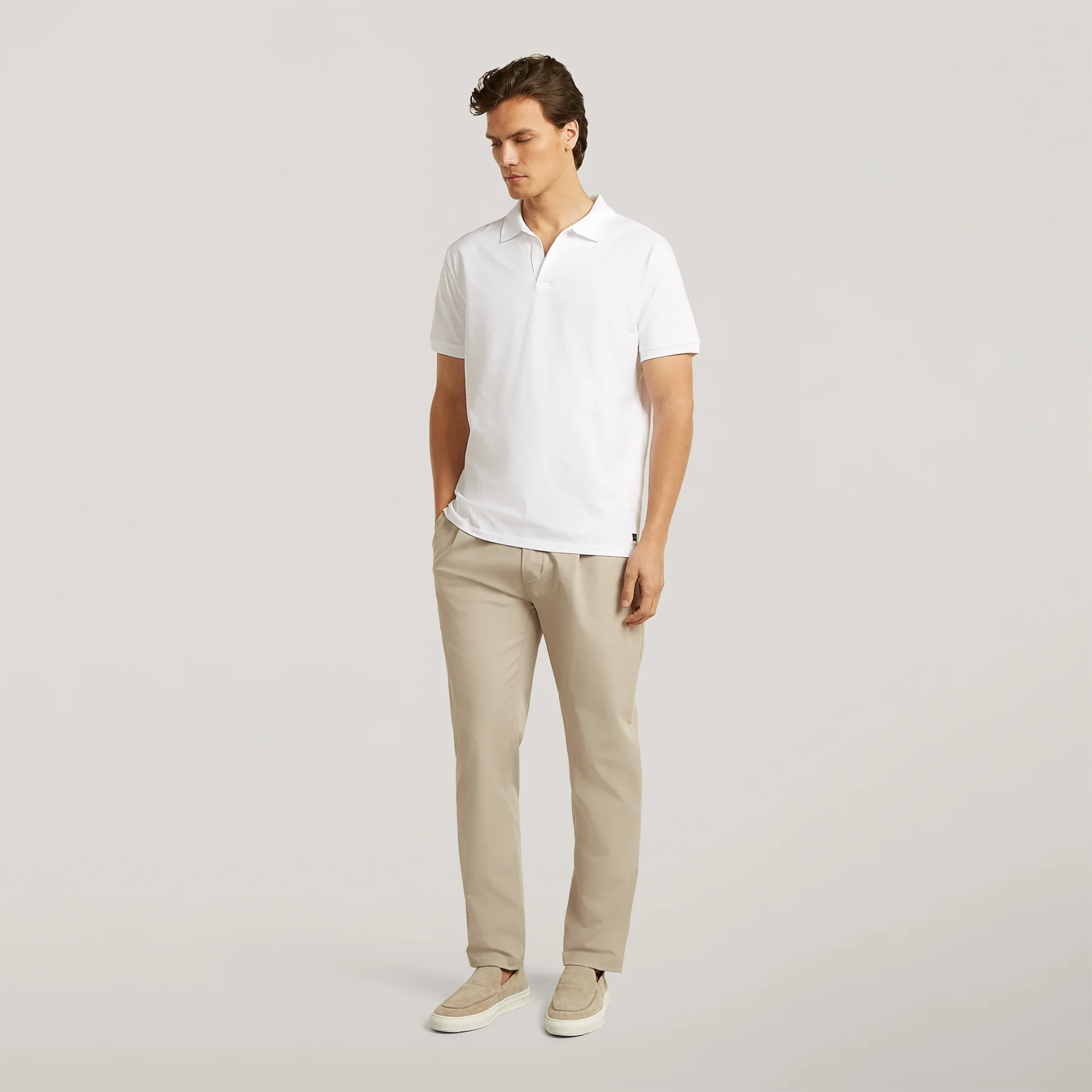 HASTINGS | Pure White - Image 5
