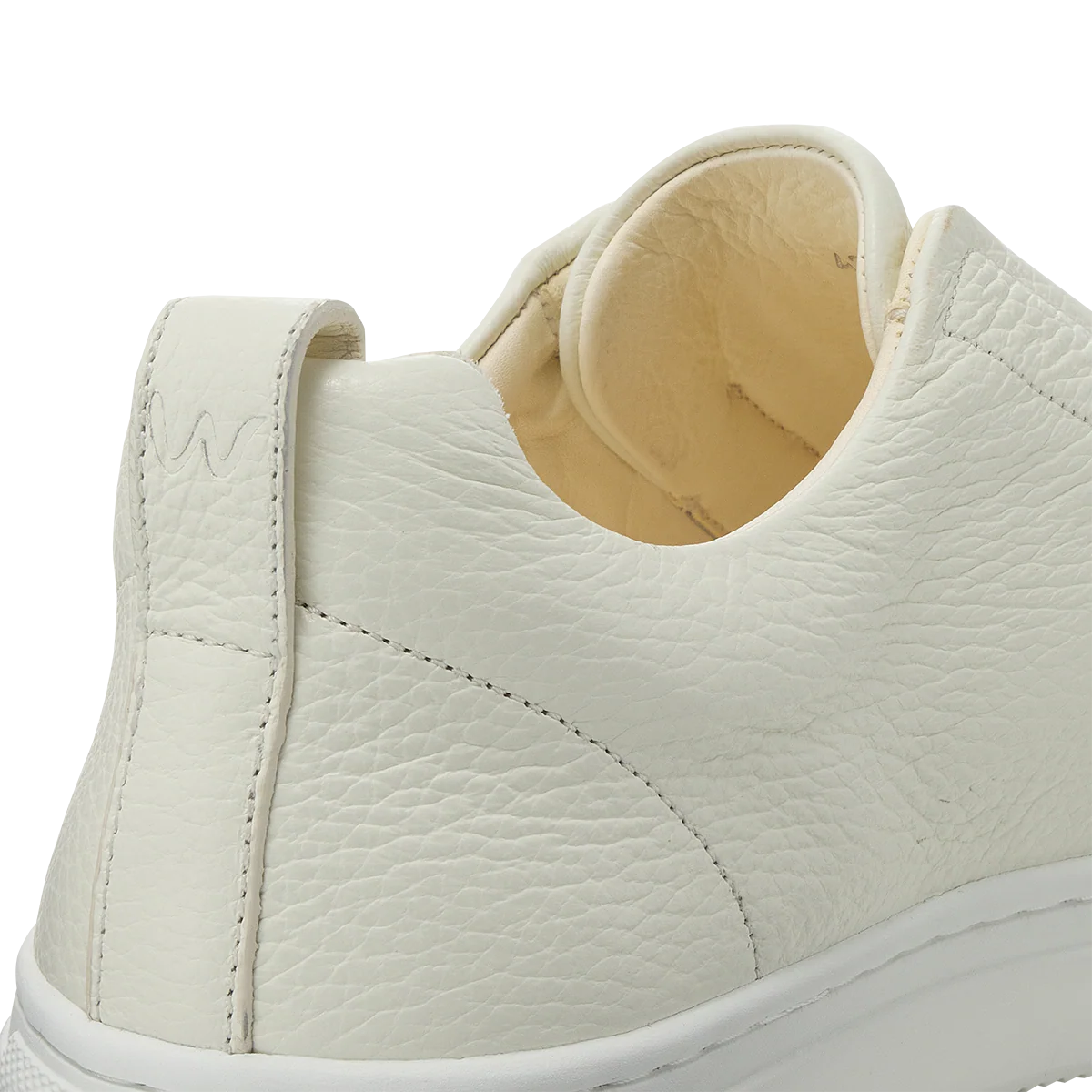 HIGGINGS | Off White - Image 3