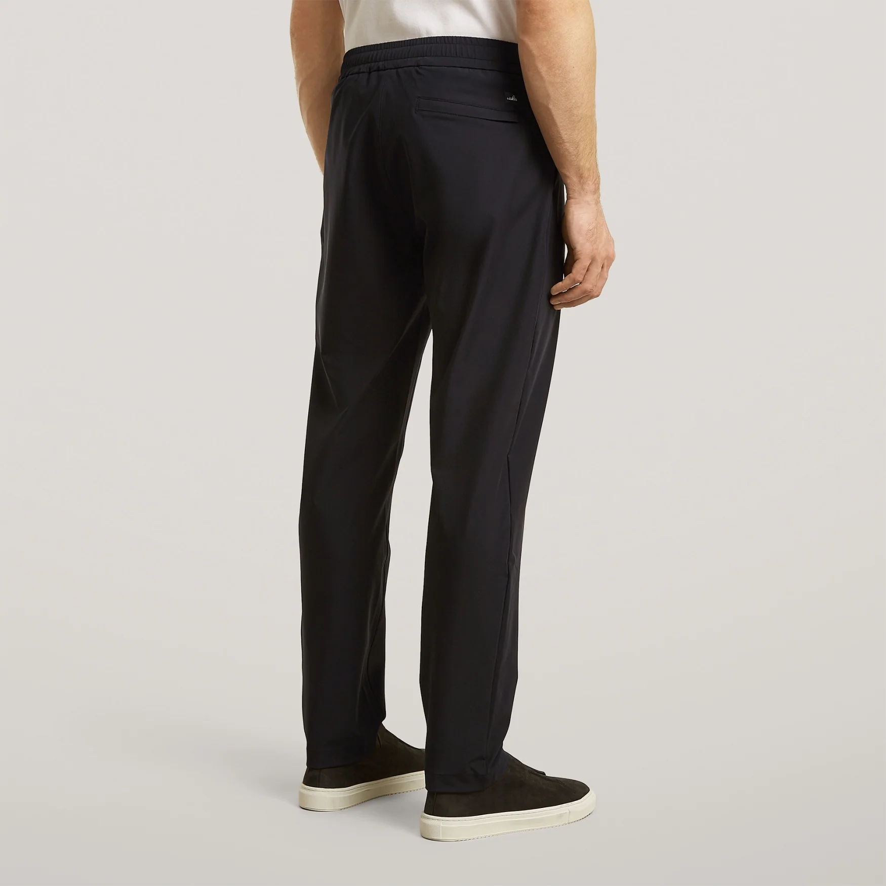 HUNTER Tech | Pure Black - Image 5