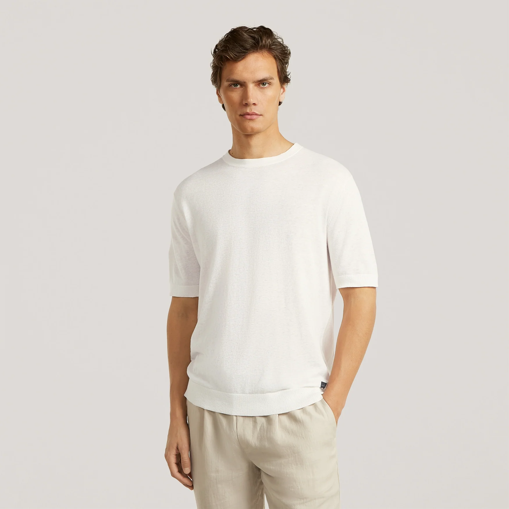 WADE | Off White - Image 3