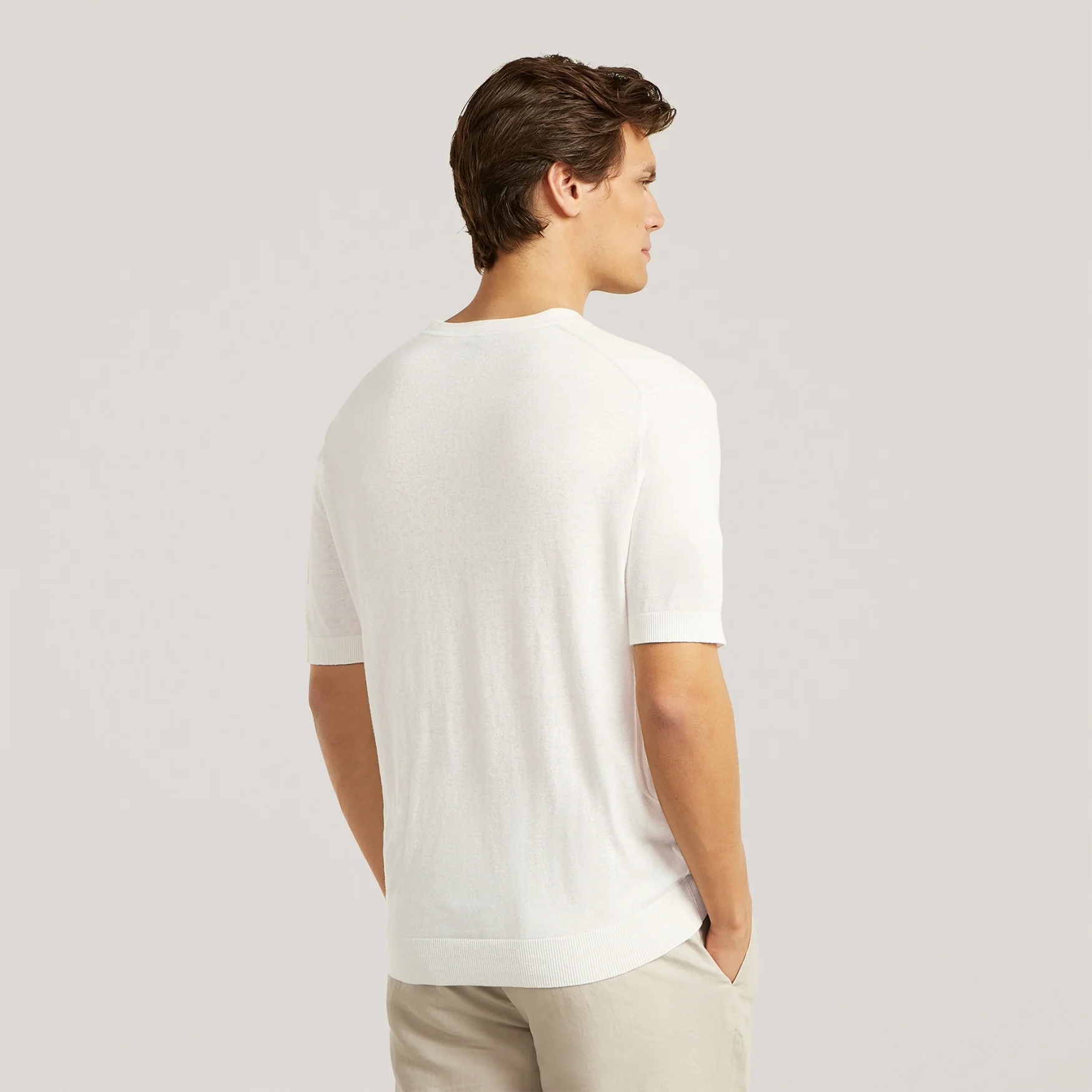 WADE | Off White - Image 4
